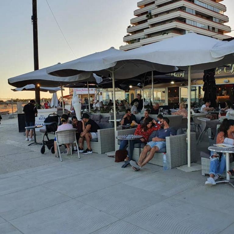 studio cabines 6 couchages 150 m de la plage et à quelques secondes des commerces wifi gratuit - Monolocale Familiare - 7