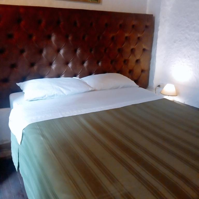Hostal Gastro Bar Casa Colibrí - Habitación Doble - 8