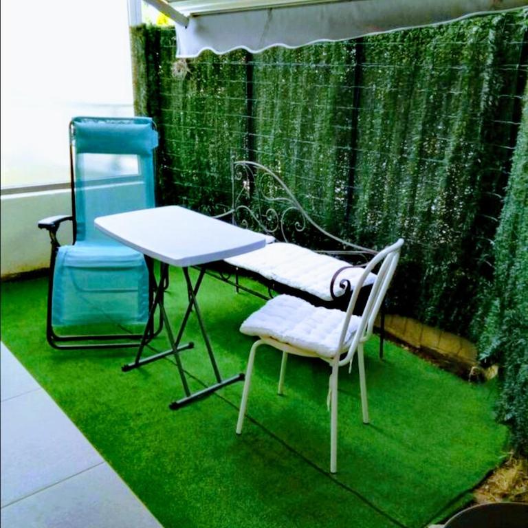 NICE VIEW Jolie Studio avec Jardin - Appartement 1 Chambre - 8