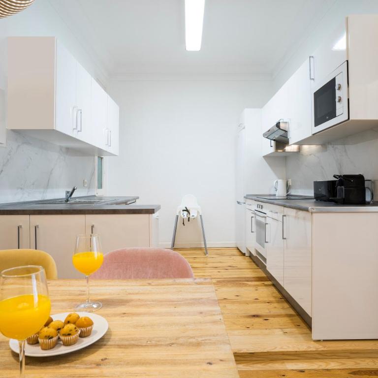 Usandizaga Apartment, Second line beach, free Parking - Apartamento de 3 dormitorios - 12