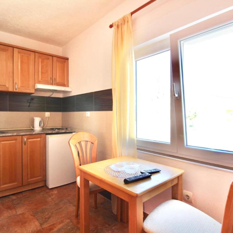 Apartments Mušović - Studio with Sea View - 2