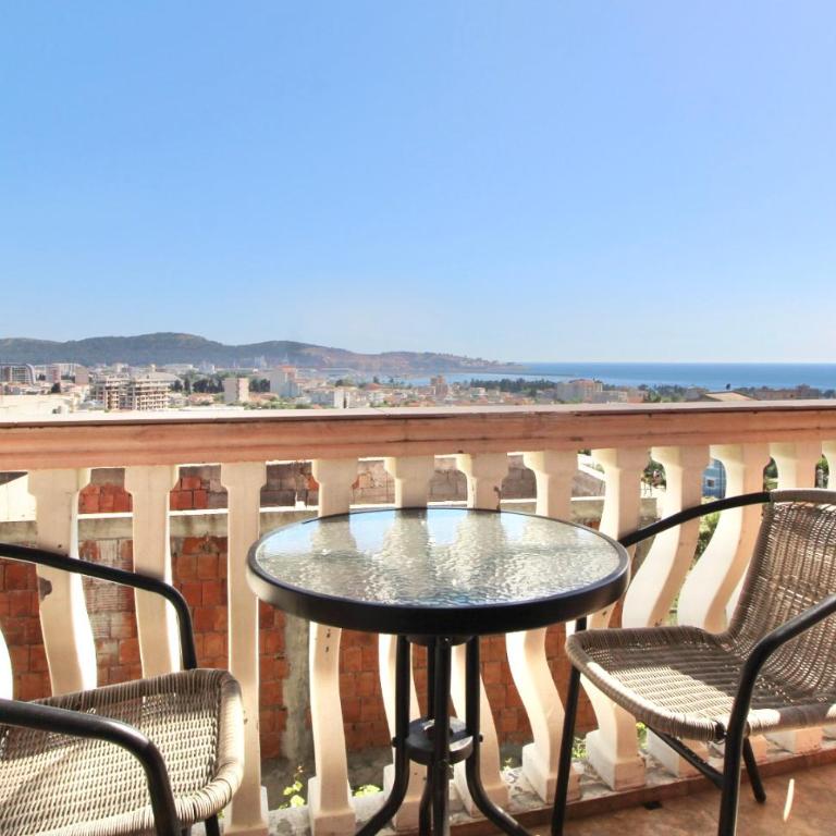Apartments Mušović - Studio with Sea View - 1