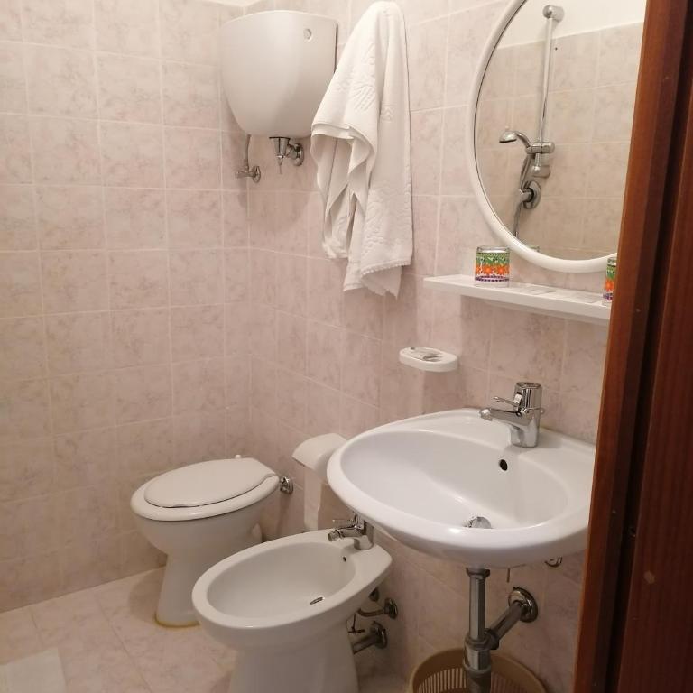 Camere da Anna Maria - Camera Matrimoniale con Bagno Privato - 5