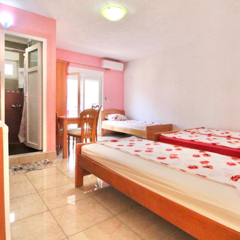 Apartments Mušović - Studio with Terrace - 3