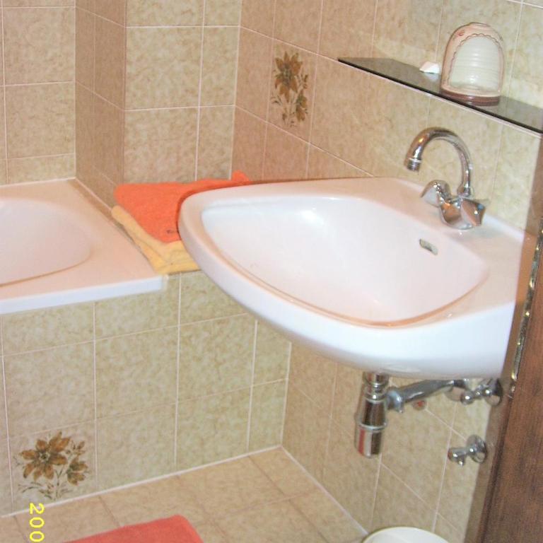 Almhaus Florian - Apartment mit 1 Schlafzimmer und Terrasse - 35