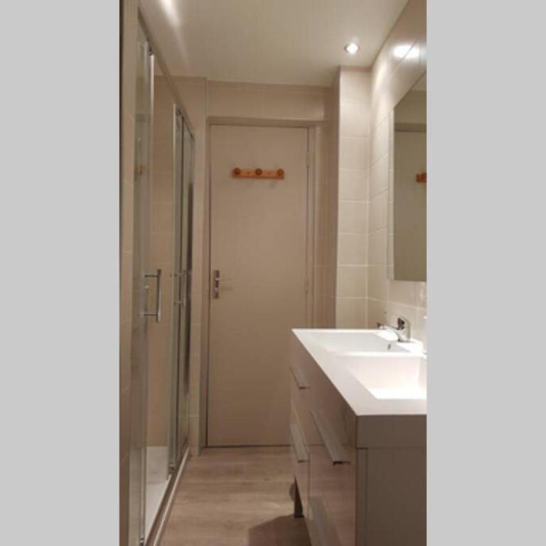 APPARTEMENT T3 60M2 à Briançon dans résidence calme avec 7 couchages - Appartement 2 Chambres - 8