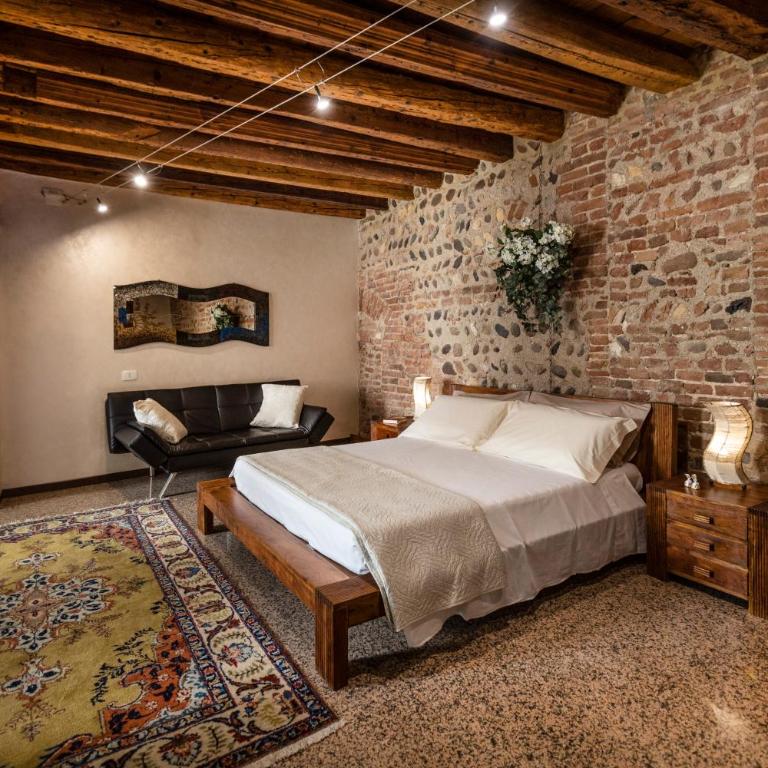 La Bella Verona Wine Suite - Suite Deluxe con Vasca Idromassaggio - 14