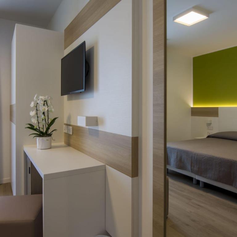 Almalux Jesolo Wellness & Spa 3 stelle superior - Camera Familiare - 2