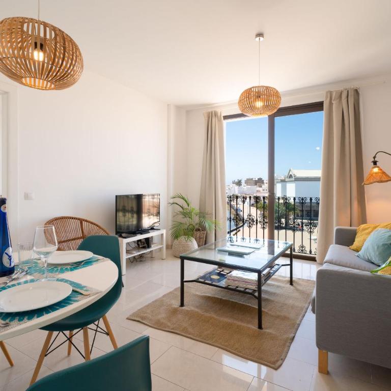 Living El Charco-central location - Apartamento de 2 dormitorios - 3