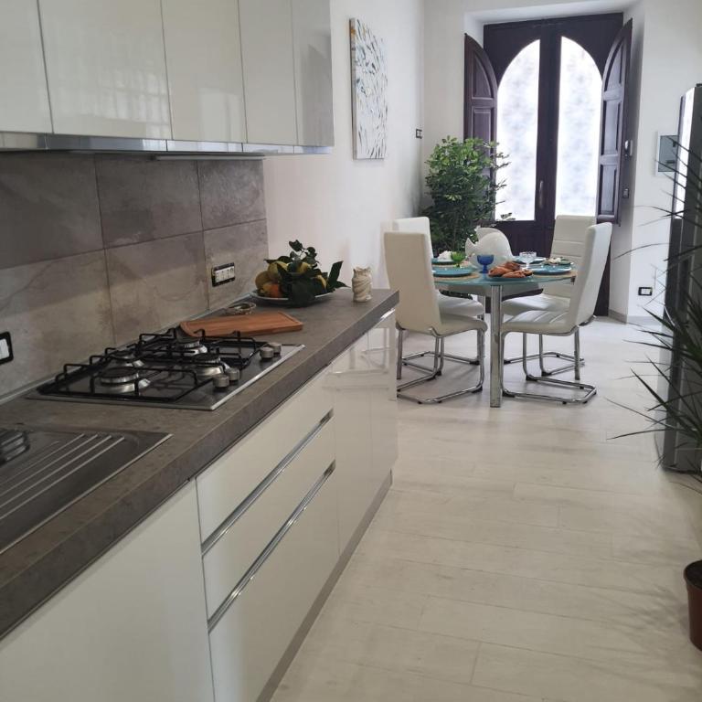 Appartamenti via Lombardo - Casa con 2 Camere da Letto - 3