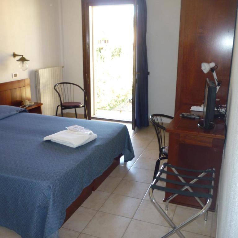 Hotel l'Ancora - Camera Matrimoniale/Doppia con Letti Singoli - 7