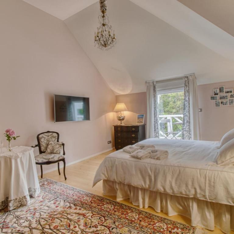 Villa Vent-Couvert - Chambre Lit King-Size avec Balcon - 2