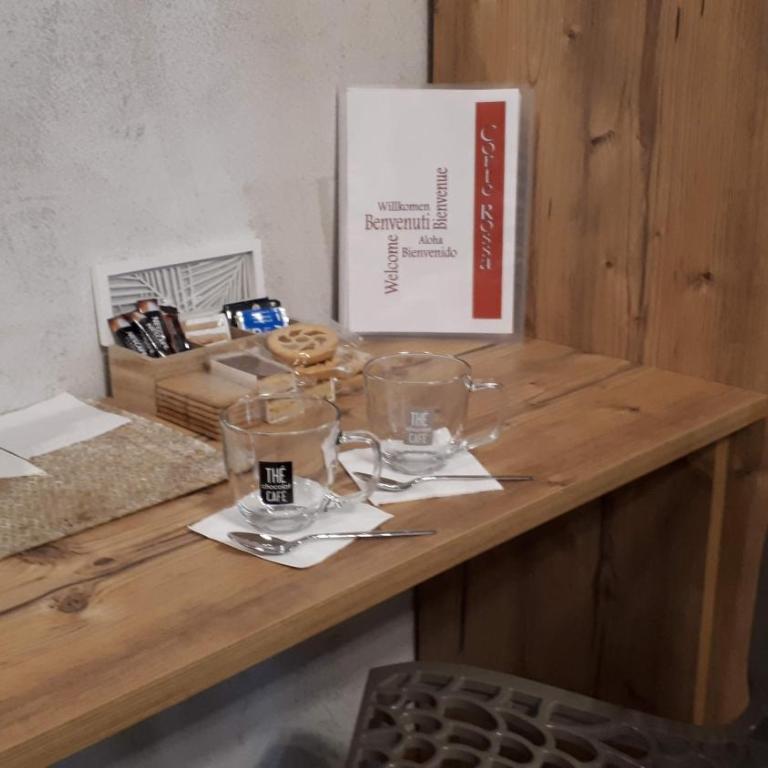 Hotel Bed & Rooms , Corte Rossa -1 Min Walk To Bernina Express - Camera Deluxe - 26