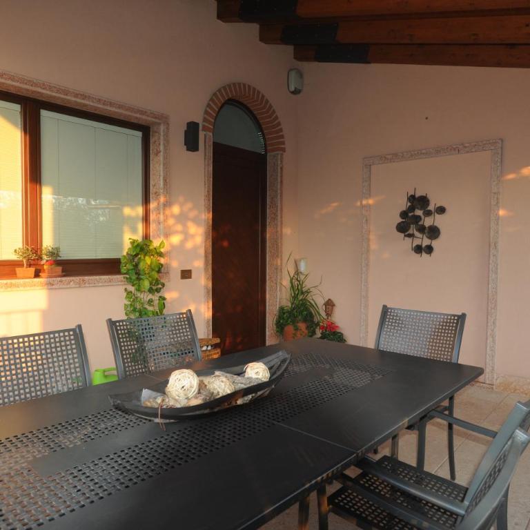 Casa Pergola 1 - Grande Appartamento per 6 ospiti - fronte piscina, parking - Three-Bedroom Apartment - 15