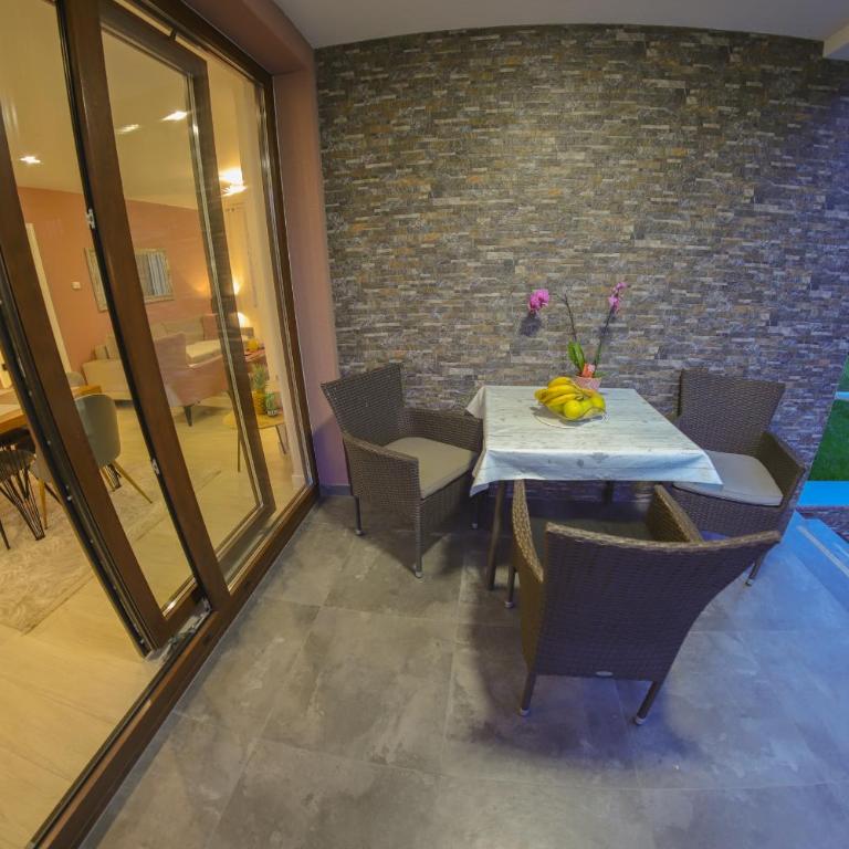 Apartments EDY - Two-Bedroom Apartment - 37