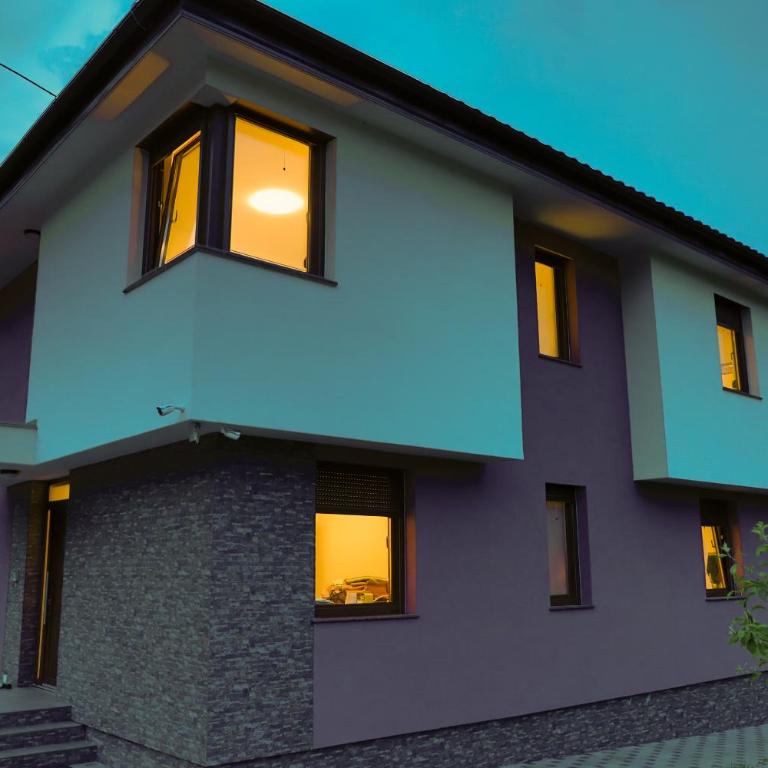 Apartments EDY - Three-Bedroom Apartment - 50