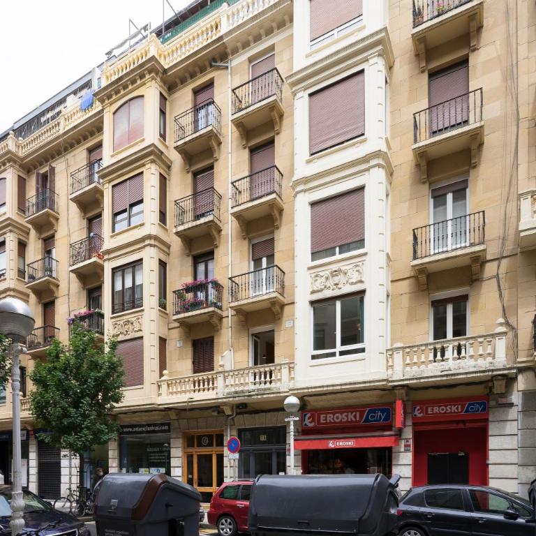 Usandizaga Apartment, Second line beach, free Parking - Apartamento de 3 dormitorios - 36