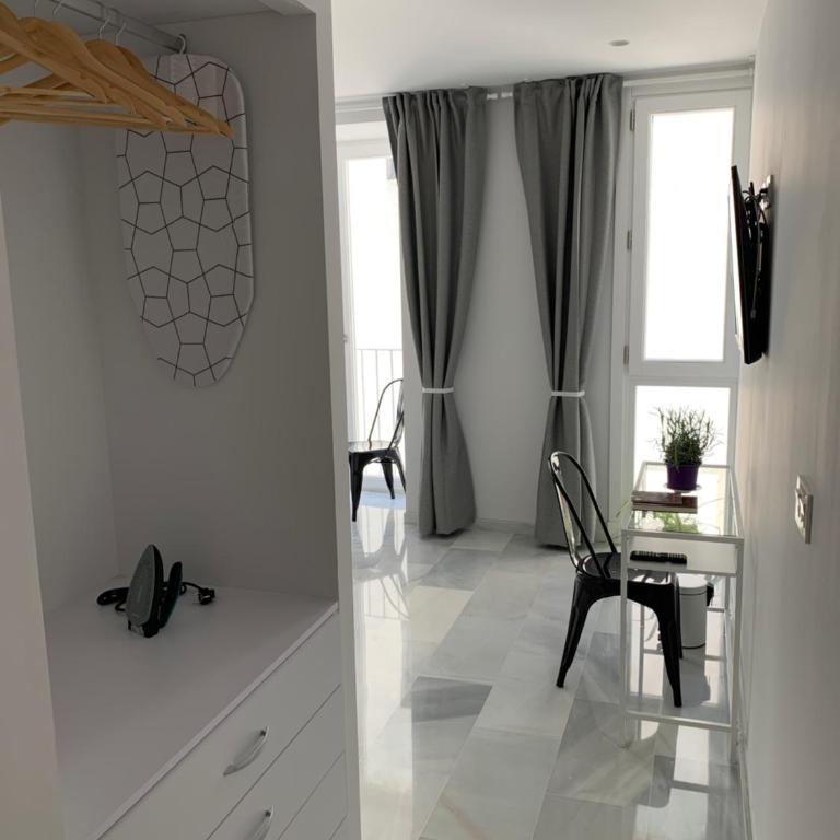 San Lorenzo Apartamentos y Suites - Apartamento con balcón - 10