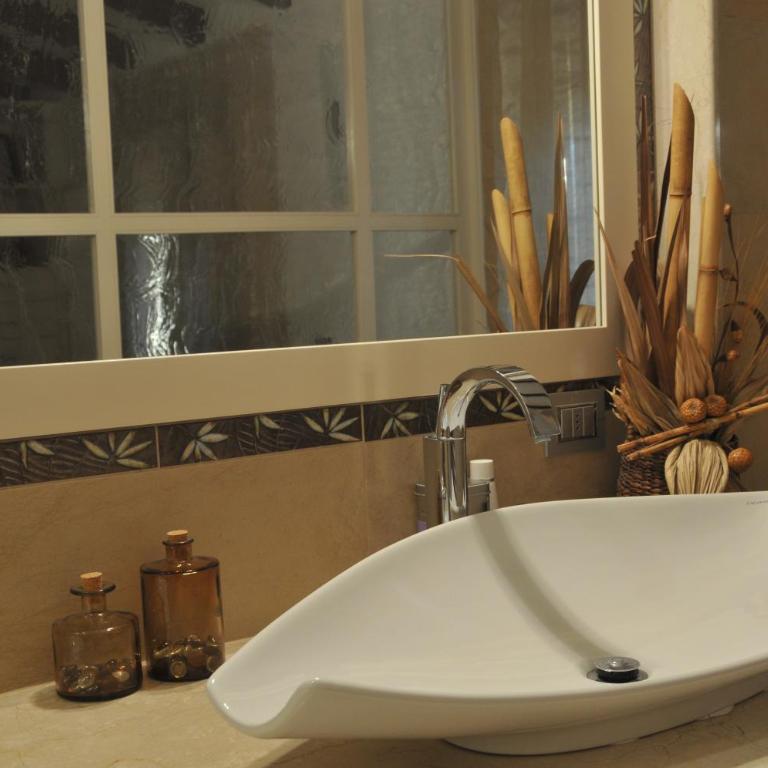 Casa Pergola 1 - Grande Appartamento per 6 ospiti - fronte piscina, parking - Three-Bedroom Apartment - 27