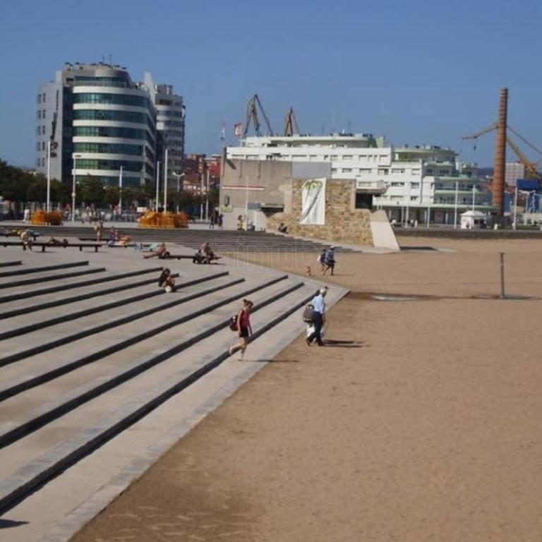 APARTAMENTO 1ºLINEA PLAYA PONIENTE - Apartamento de 2 dormitorios - 20