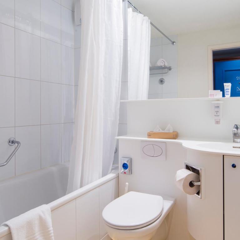Le Bristol Leukerbad - Superior Zweibettzimmer mit Balkon - 1