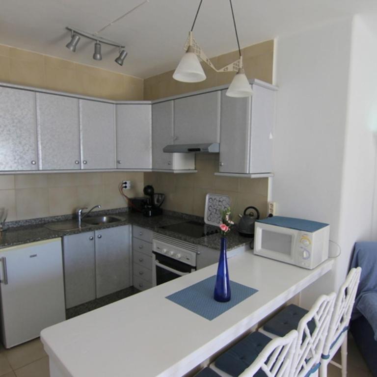 Apartamentos Los Dragos - Two-Bedroom Apartment - 6
