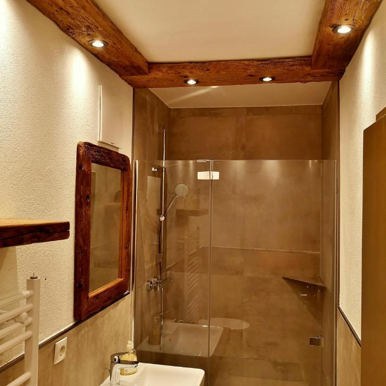 Astoria Appartements - Comfort Apartment mit 1 Schlafzimmer und Balkon - 10