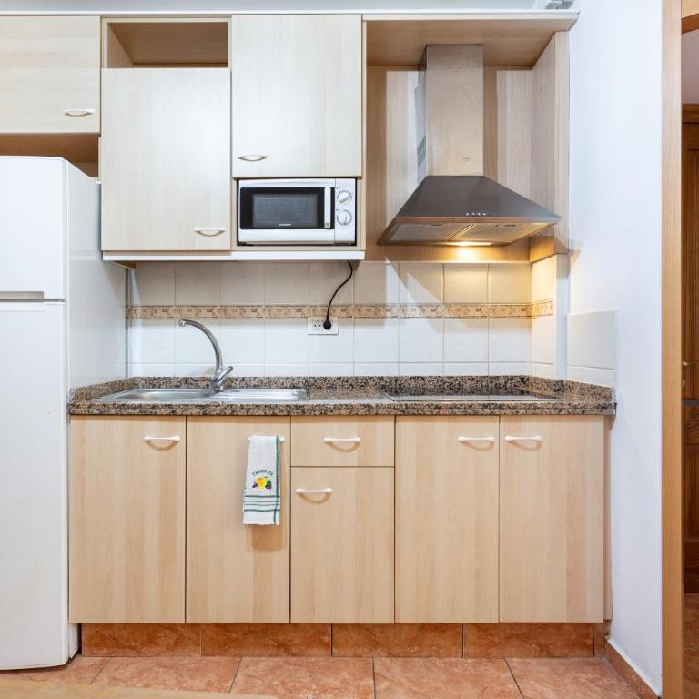 Apartamentos Ohana Los Cristianos Centro y Playa - Apartamento de 1 dormitorio - 4