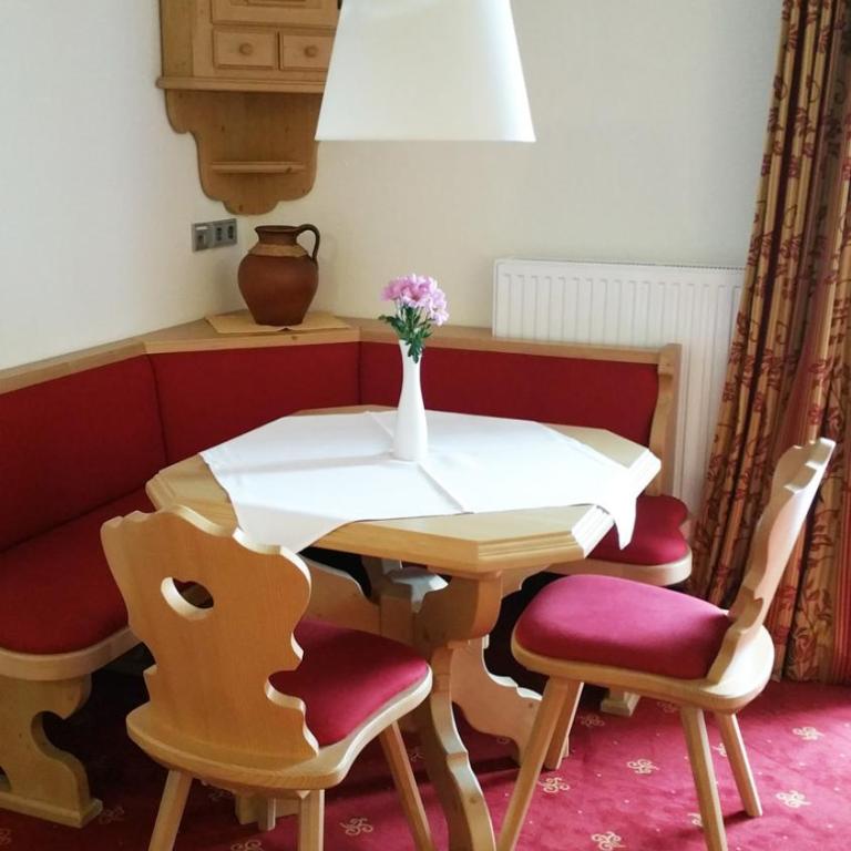Landhotel Böld Oberammergau - Apartment mit Blick auf die Berge - 6
