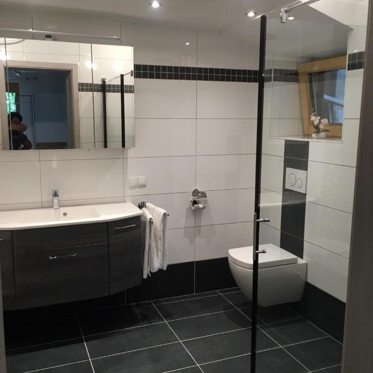 Gästehaus Schmid - Doppelzimmer - 7