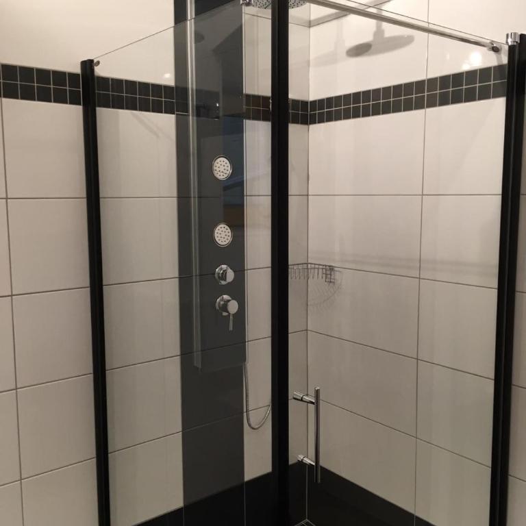 Gästehaus Schmid - Doppelzimmer - 6