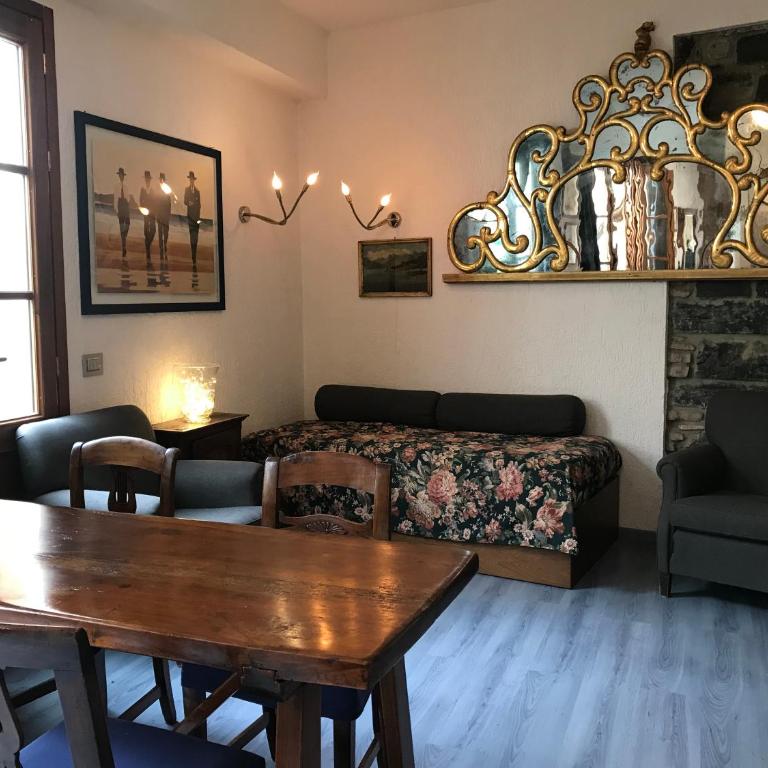 Bellagio LAKESHORE HOUSE - One-Bedroom Apartment - 16
