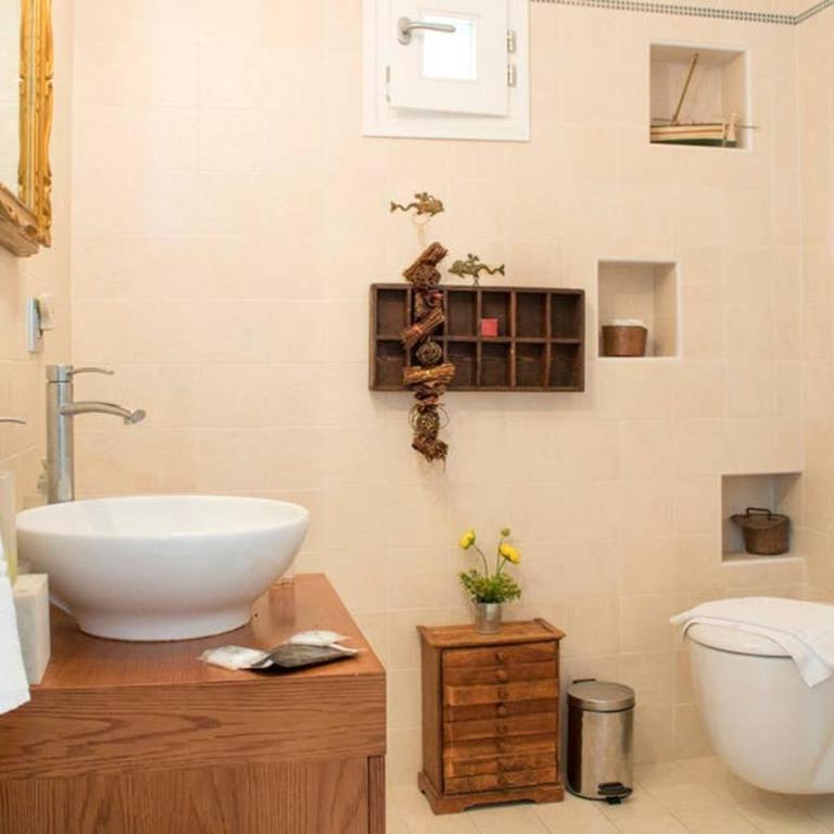 Bellagio LAKESHORE HOUSE - One-Bedroom Apartment - 14