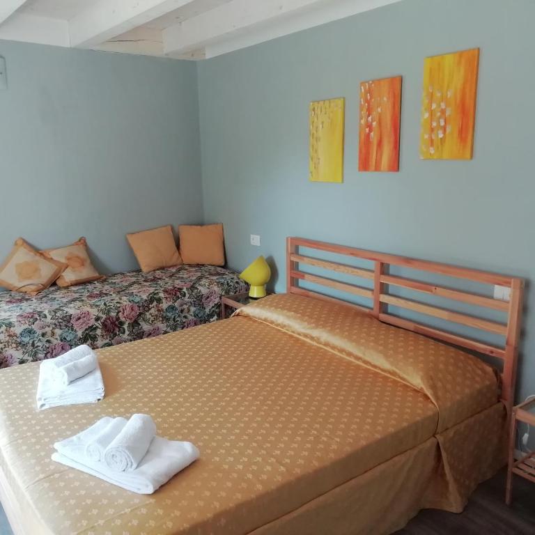 Corte Clocego - Two Double Rooms with Private External Bathroom - 6