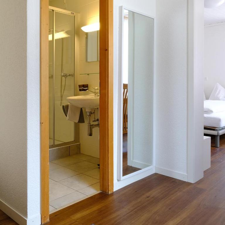 Hotel Frieden - Standard Dreibettzimmer - 2