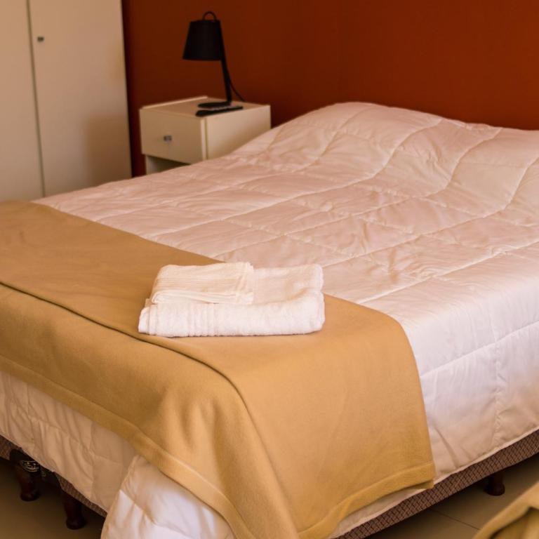 Santinos Suites - Double Room with Spa Bath - 10