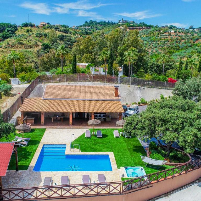 Cubo's El Balcon de las Lomas - Villa with Private Pool - 4
