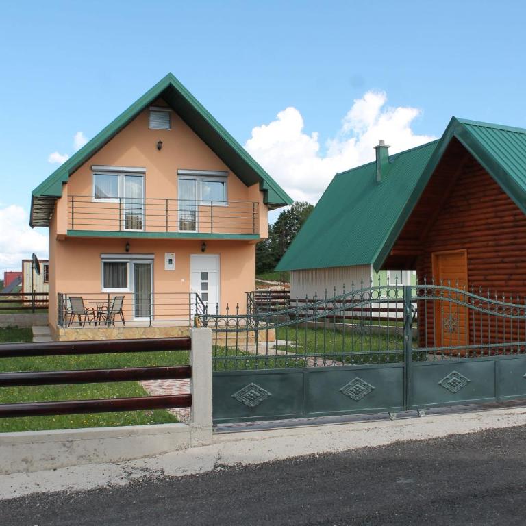 Durmitor Chill Point - Three-Bedroom Villa - 2