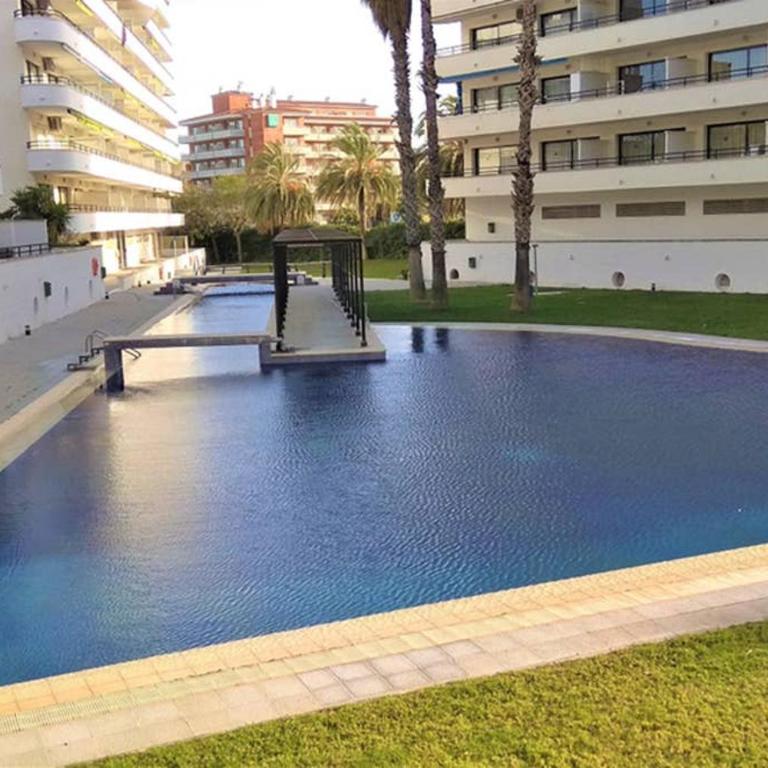 Apartaments familiar cerca Port Aventura - Apartamento con vistas a la piscina - 1