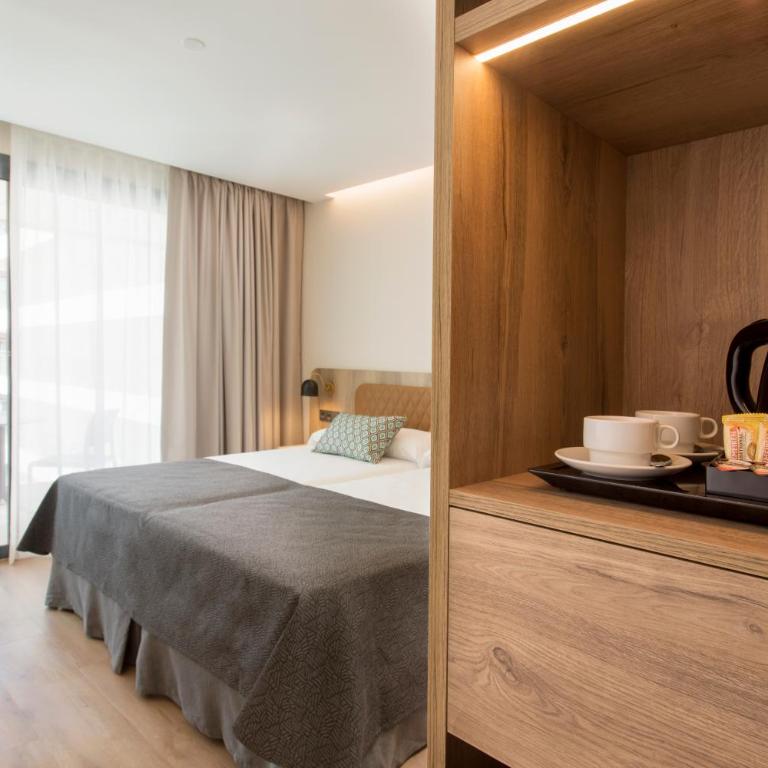Hotel Presidente 4 sup - Habitación Doble con vistas a la ciudad - 8