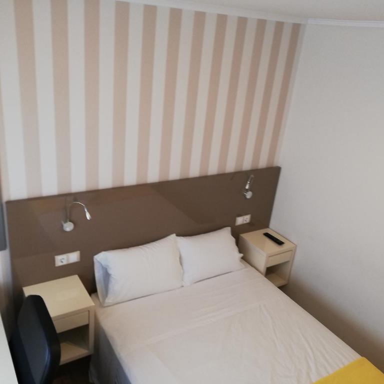 Residencia Compostela - Habitación Doble Económica - 1