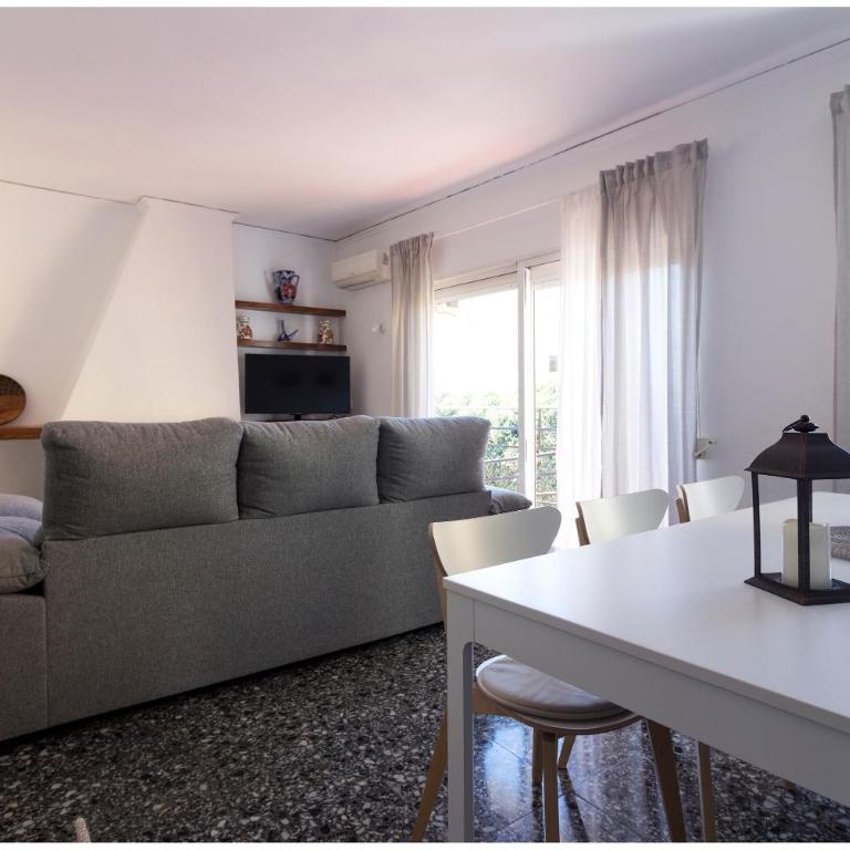 Apartamento en centro de Moraira - Three-Bedroom Apartment - 6
