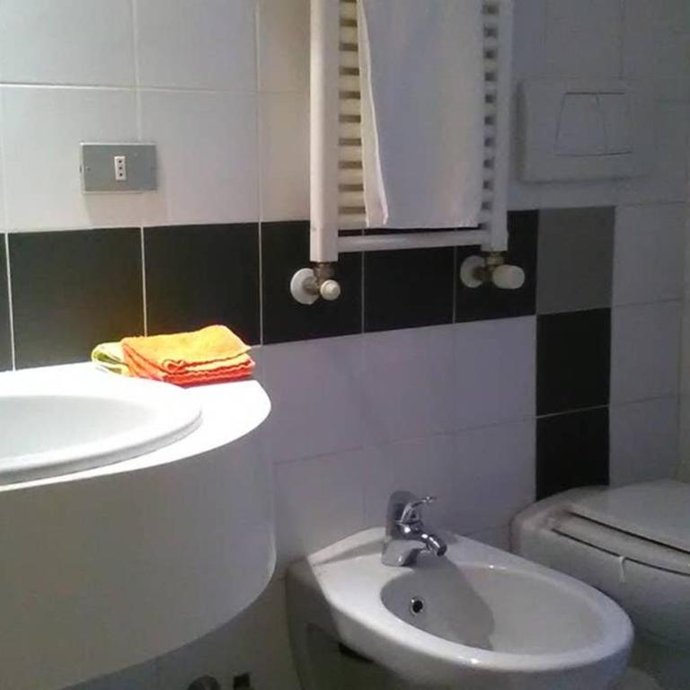 PINI - One-Bedroom Apartment - 27