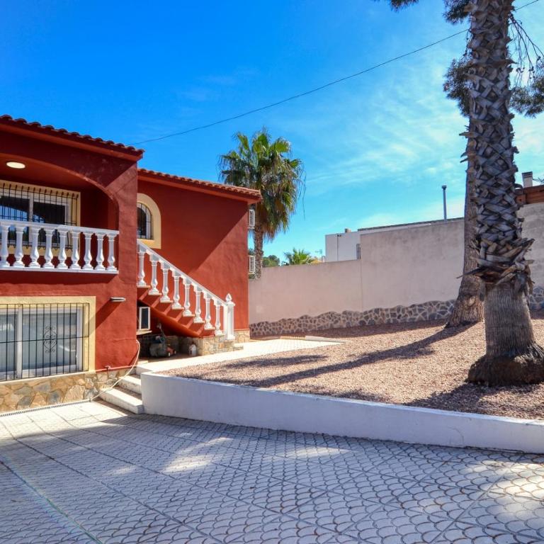 Casa - Casa de 4 dormitorios - 43