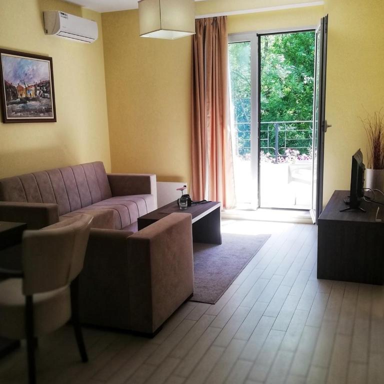 Villa Otava Lux SPA - Deluks Dvokrevetna Soba sa Bračnim Krevetom/Zasebnim Krevetima - 8