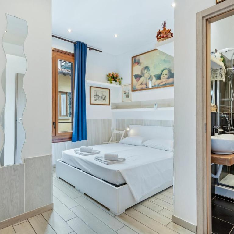 Guest House Biffi Simone - Camera Matrimoniale con Bagno Privato - 1