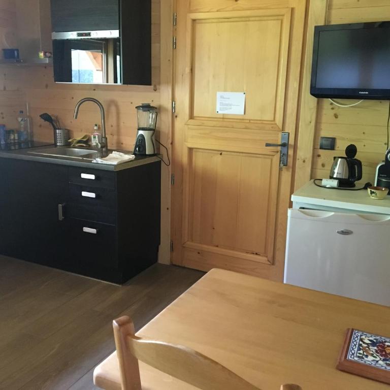 Studio 1 pièce situé dans un chalet - Appartement - 2