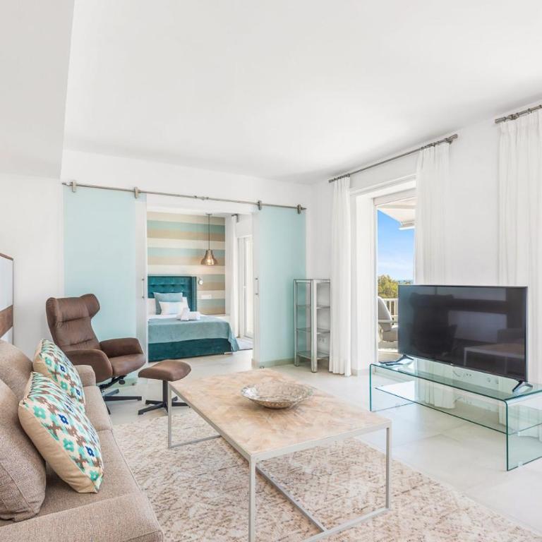 Suites Las Vistas by Menorca Vacations - Apartamento de 1 dormitorio con vistas al mar - 7