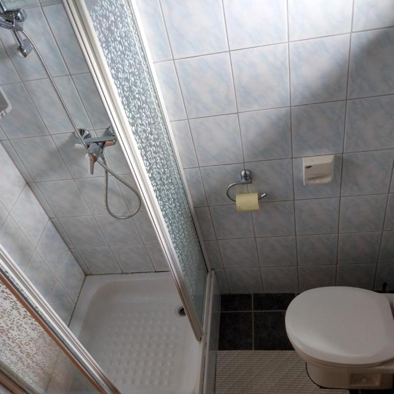Ferienwohnungen Eggarter - Apartment mit 2 Schlafzimmern und Balkon - 12