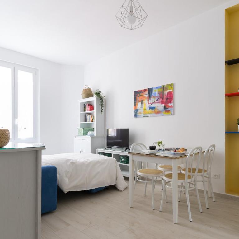 HouSmart Vicolo Bolognetti - One-Bedroom Apartment - 16